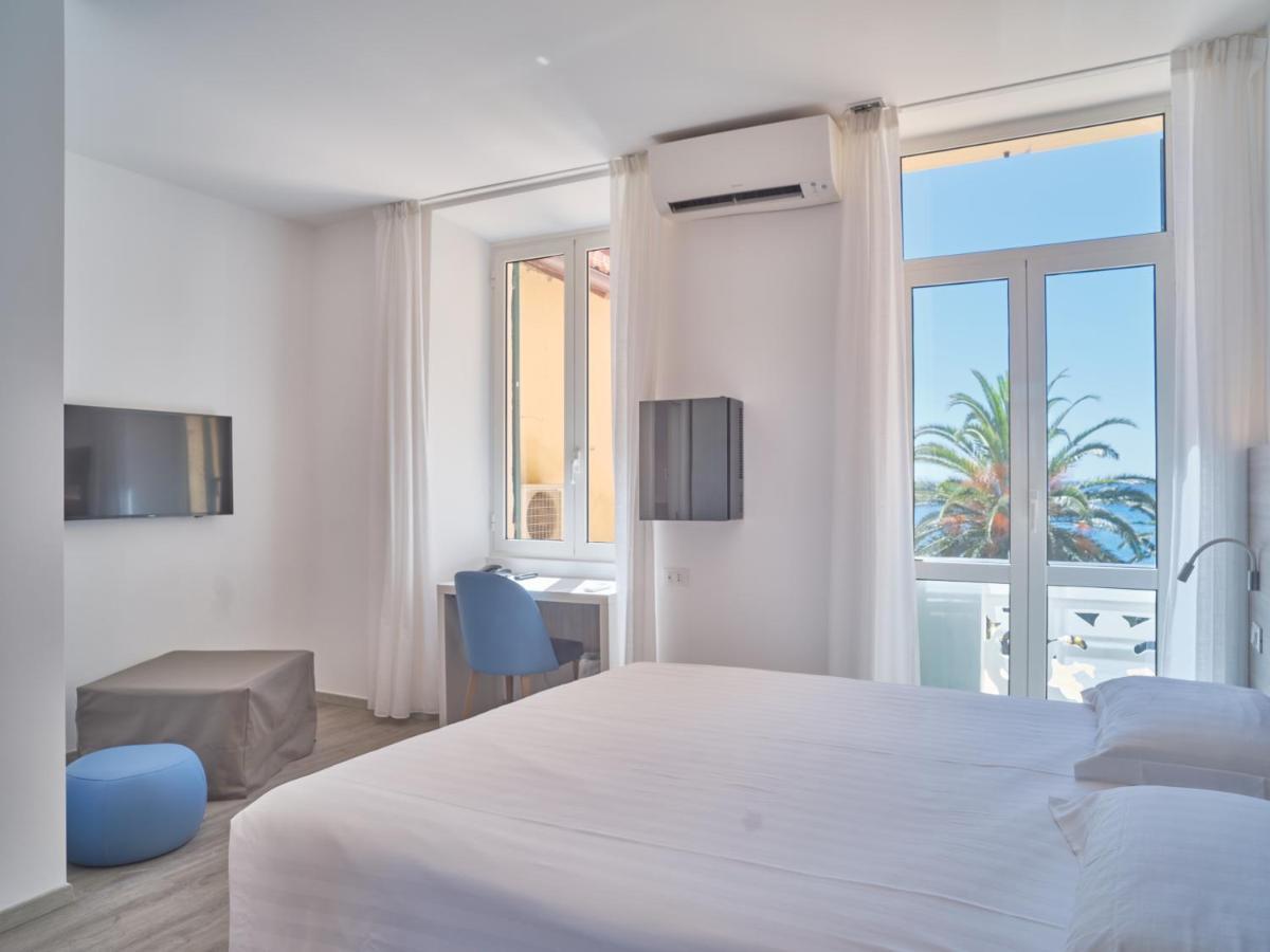 פינאלה ליגורה Hotel Medusa מראה חיצוני תמונה