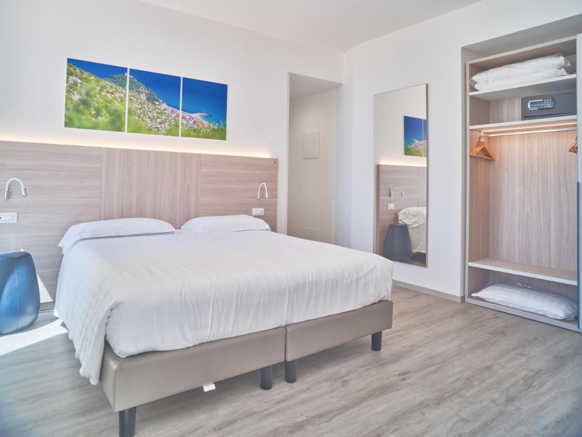 פינאלה ליגורה Hotel Medusa מראה חיצוני תמונה