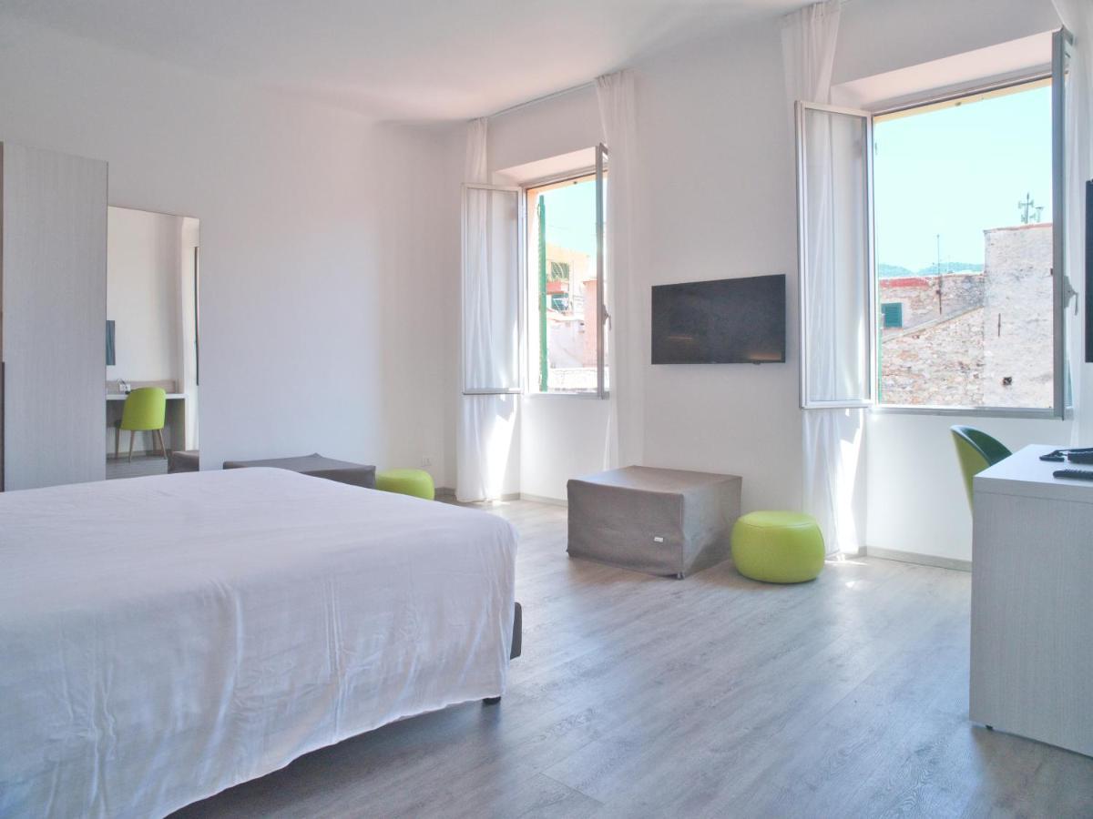 פינאלה ליגורה Hotel Medusa מראה חיצוני תמונה